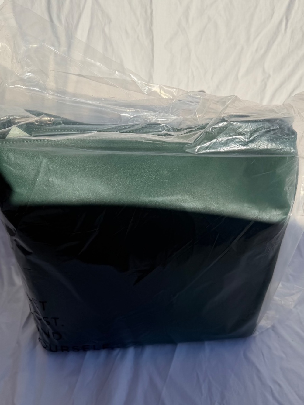 Beis The Wicked Tote in Wicked Green nwt - Picture 6 of 10